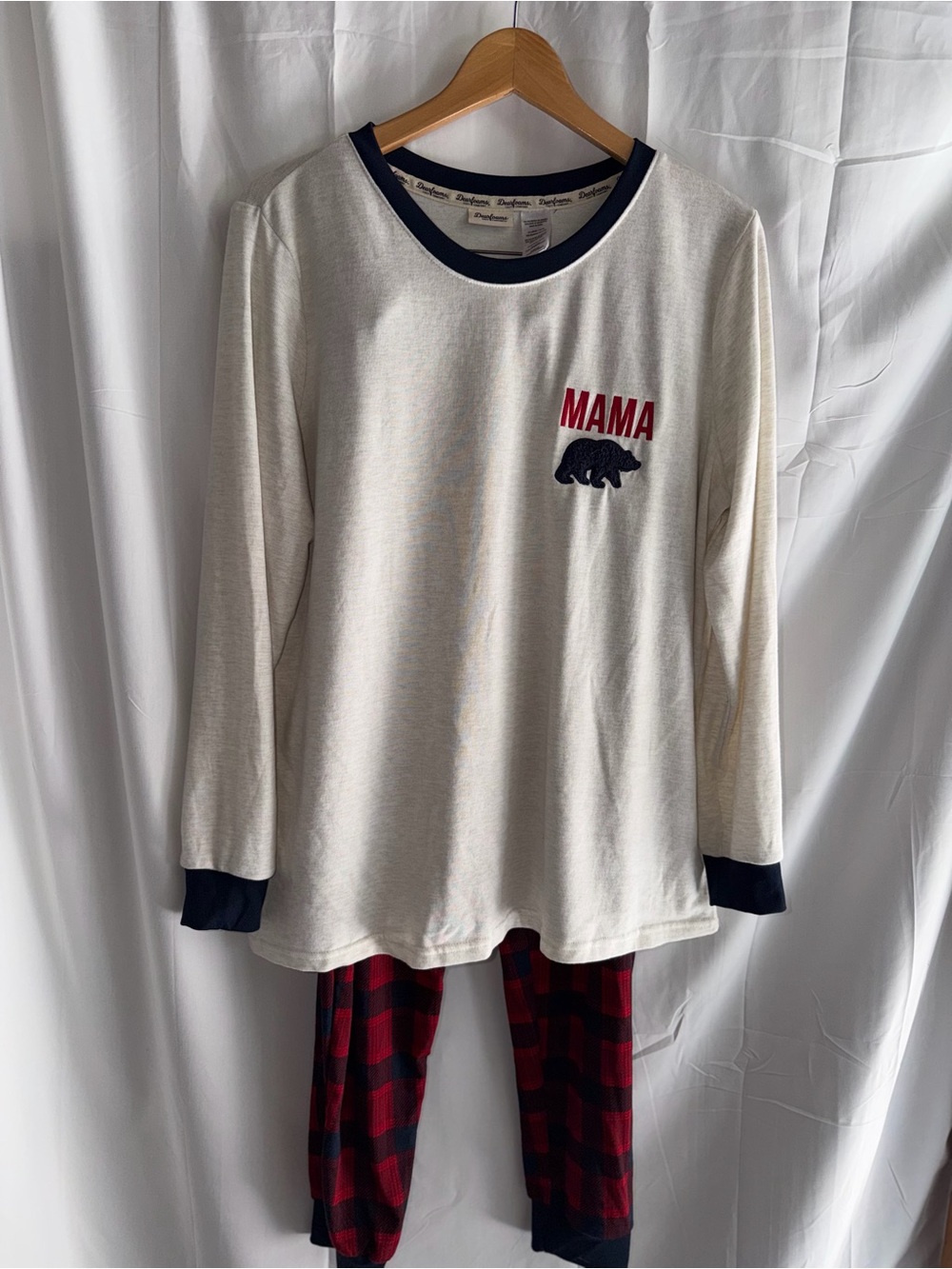 dearfoams Cream Top with Navy Trim & Red Plaid Pajama Set